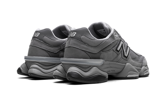 New Balance 9060
"SHADOW GREY"
