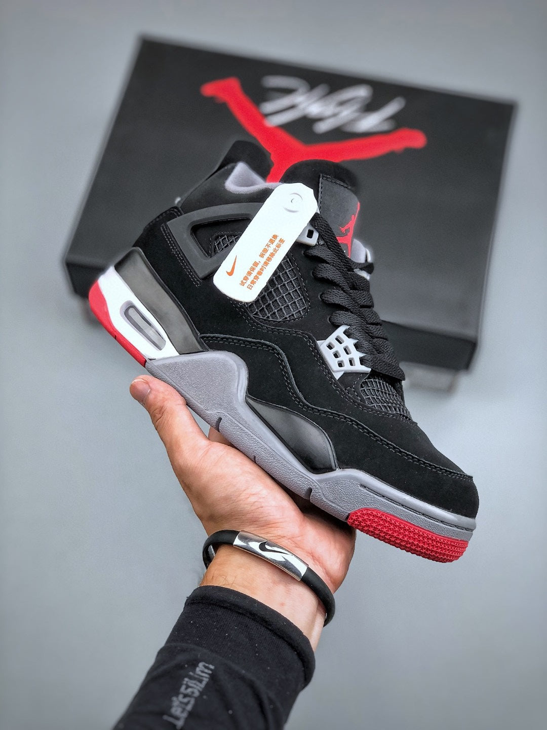 Nike Air Jordan 4 Retro Bred